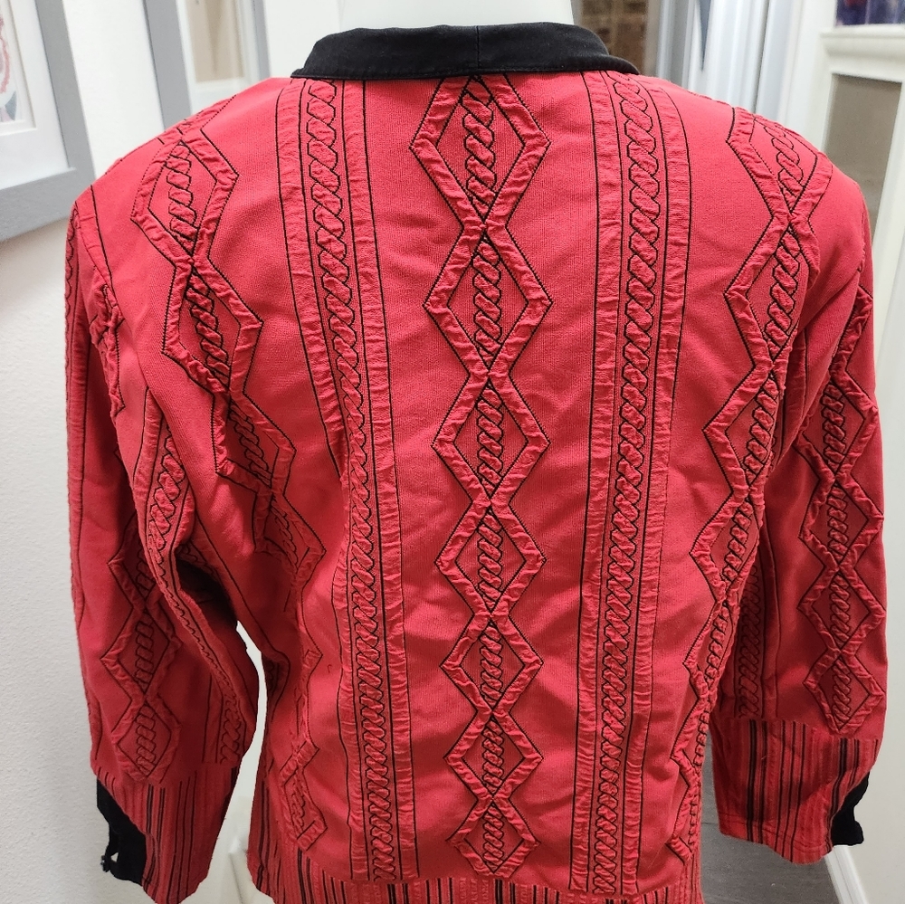 Top with Zipper - Picture 4 of 9